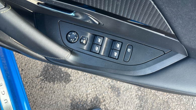 Peugeot 2008 100kW GT 50kWh 5dr Auto Electric Estate